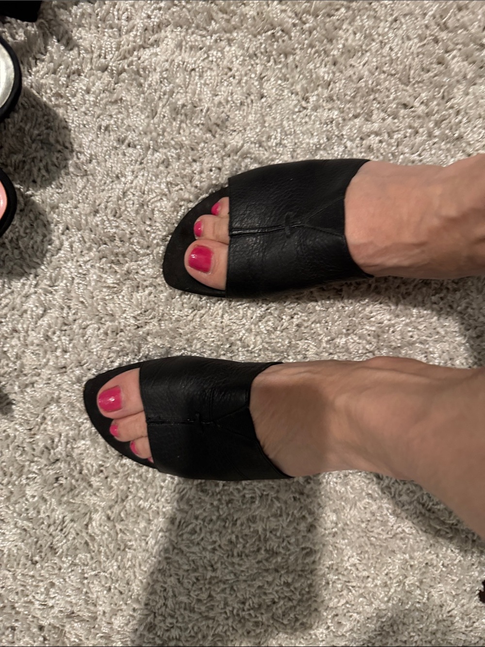 Leather Open-Toe Slide Sandals - Black 6.5